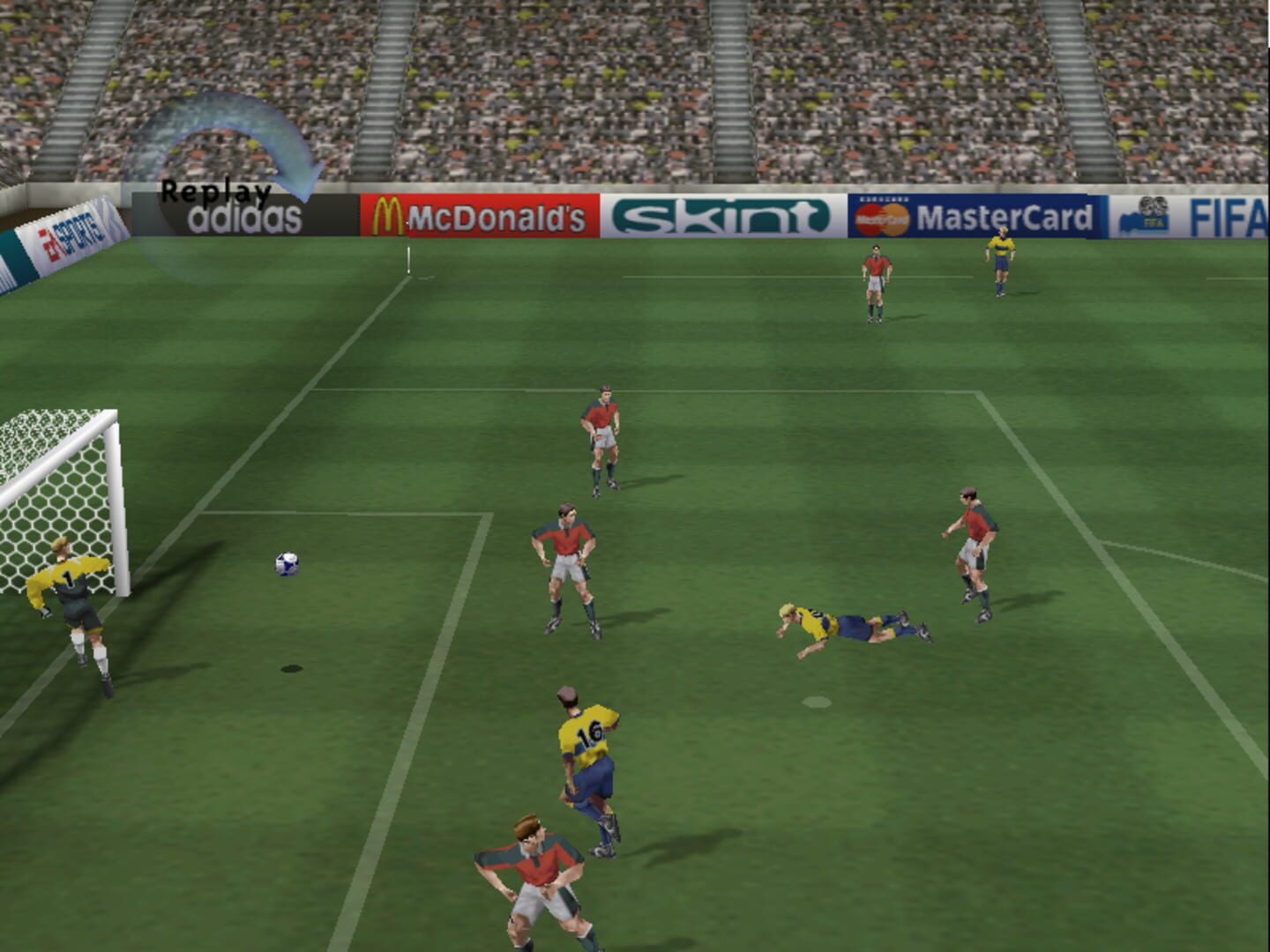 Fifa ps1. FIFA 1999. FIFA 99 на 64. FIFA 1999 игра. FIFA 98 Nintendo 64.