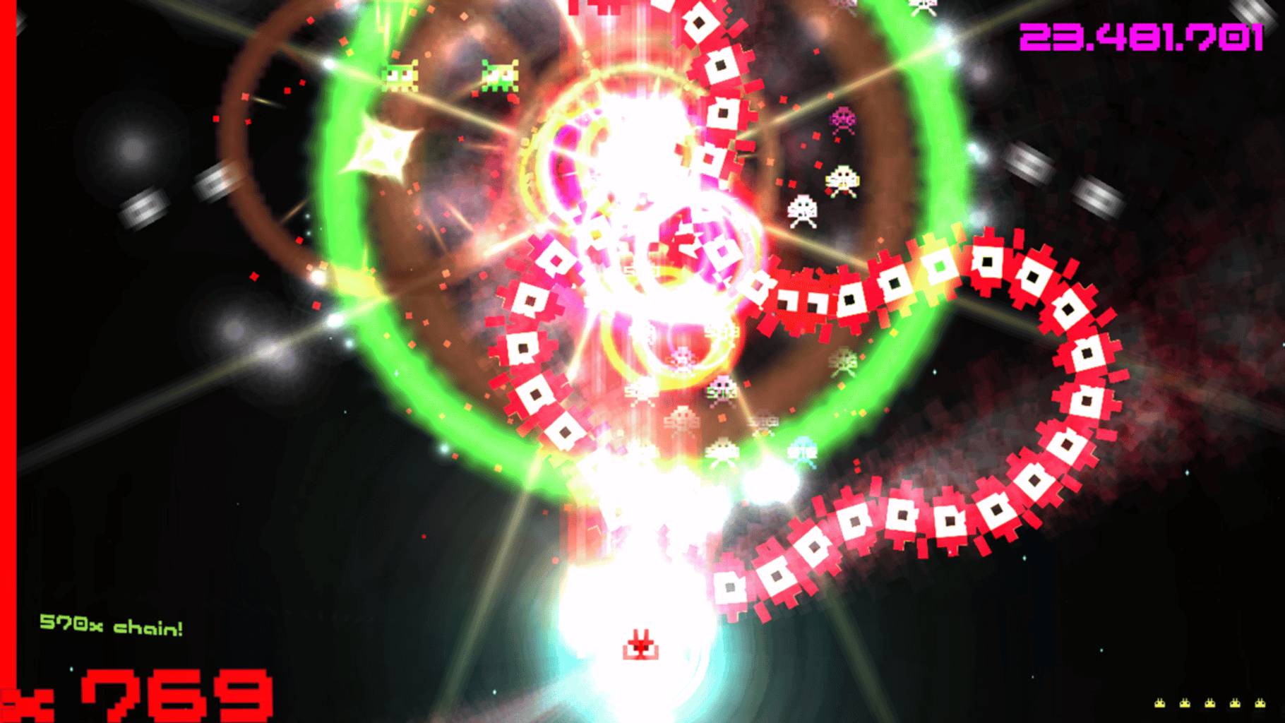 Hyperspace Invaders II: Pixel Edition screenshot