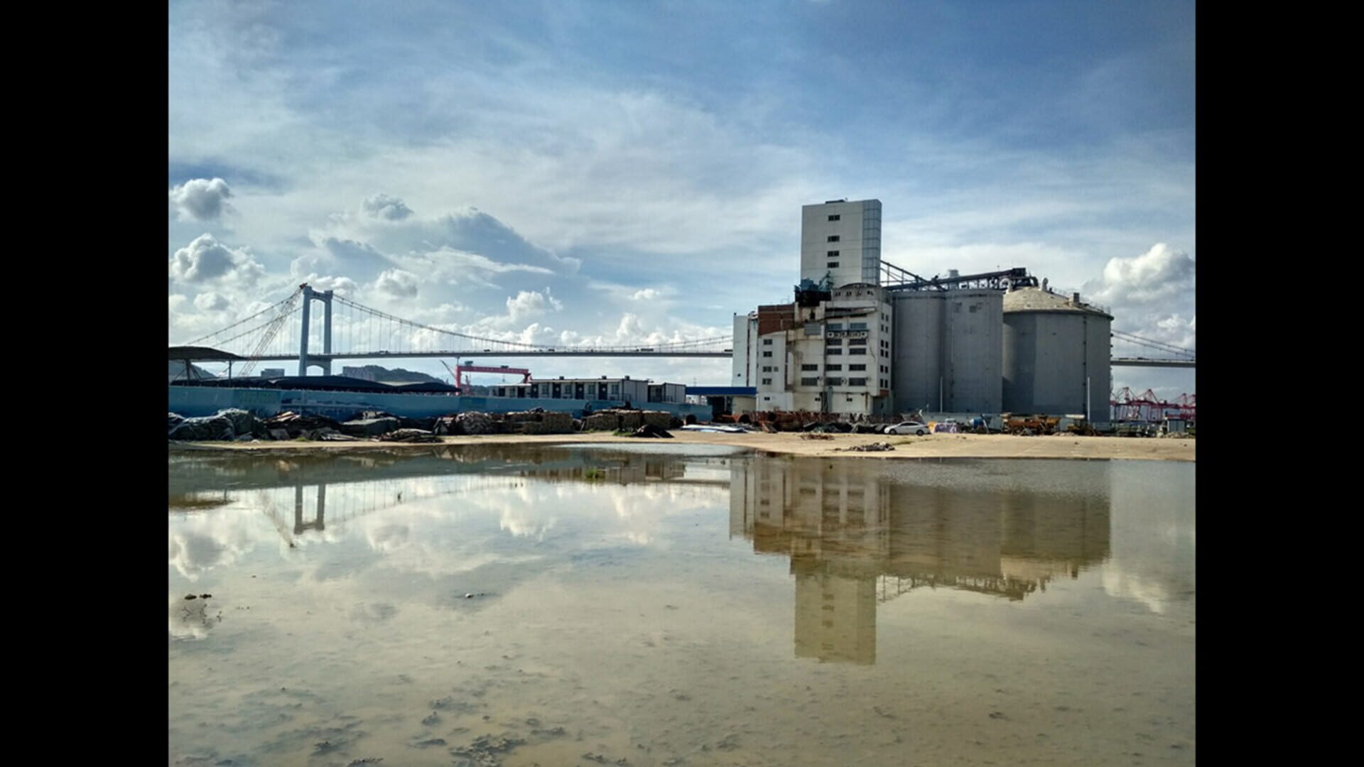 Bright Sky: The Watch of the Future - Screenshot