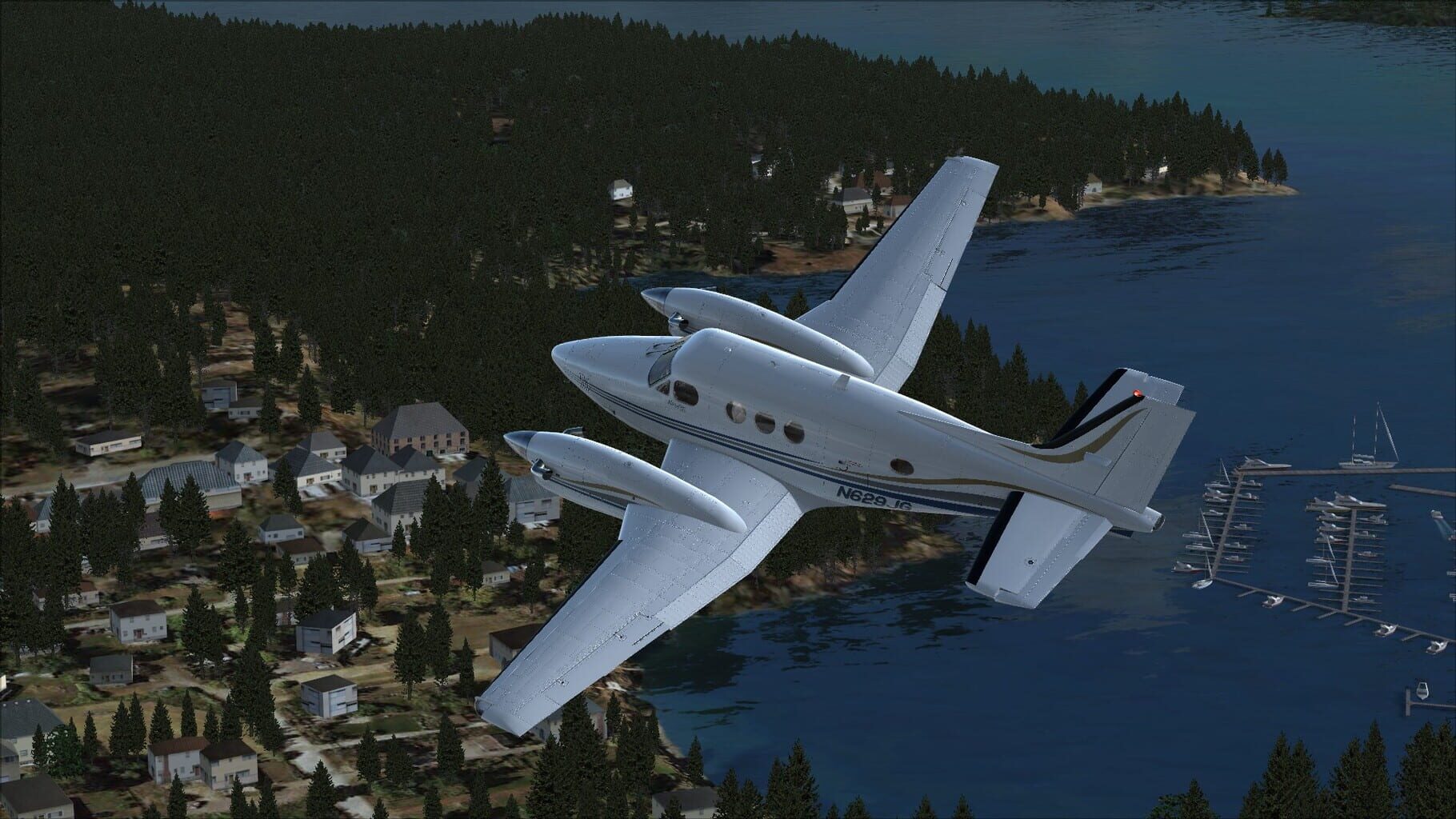 Microsoft Flight Simulator X: Steam Edition - Beechcraft C90B King Air