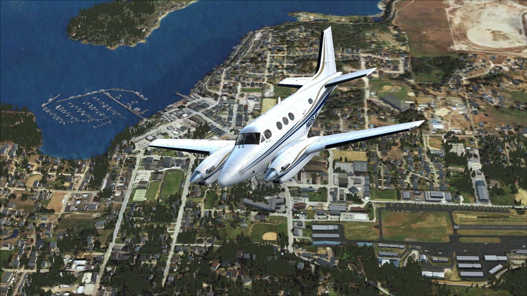 Microsoft Flight Simulator X: Steam Edition - Beechcraft C90B King Air