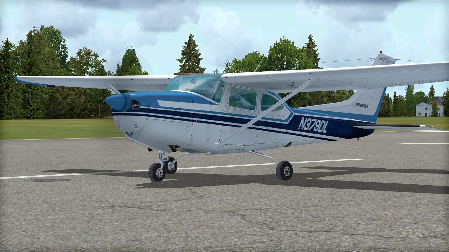 Microsoft Flight Simulator X: Steam Edition - Cessna 182 Skylane RG II