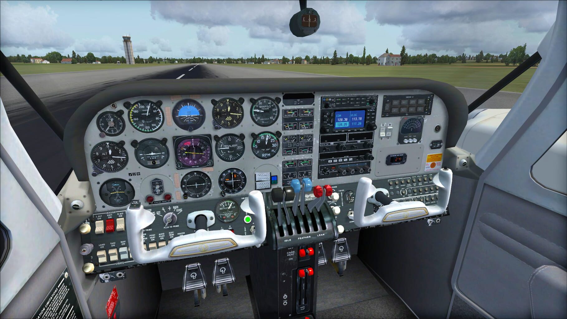 Microsoft Flight Simulator X: Steam Edition - Beechcraft Duchess 76