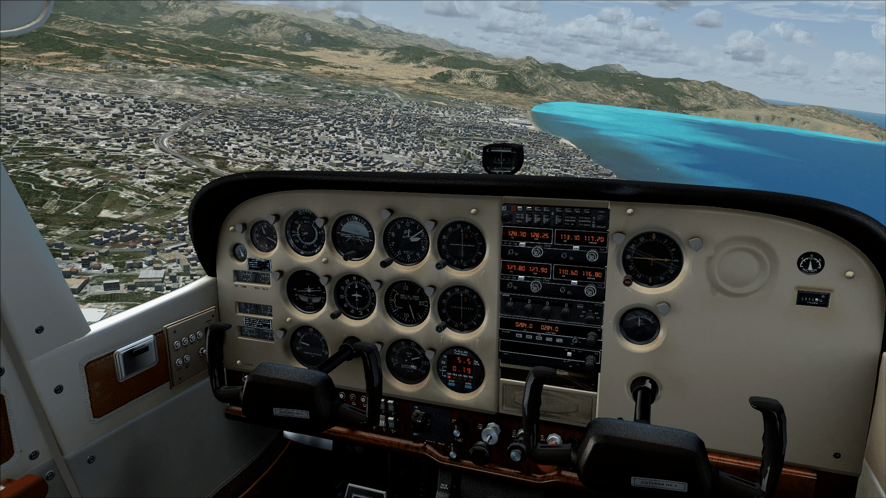 Microsoft Flight Simulator X: Steam Edition - Cessna C172RG Cutlass screenshot