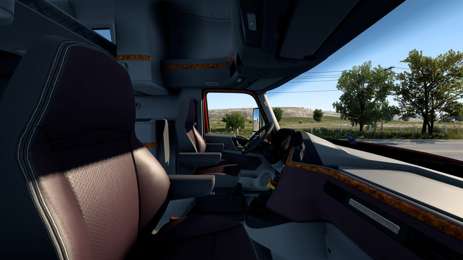 American Truck Simulator: International LT screenshot