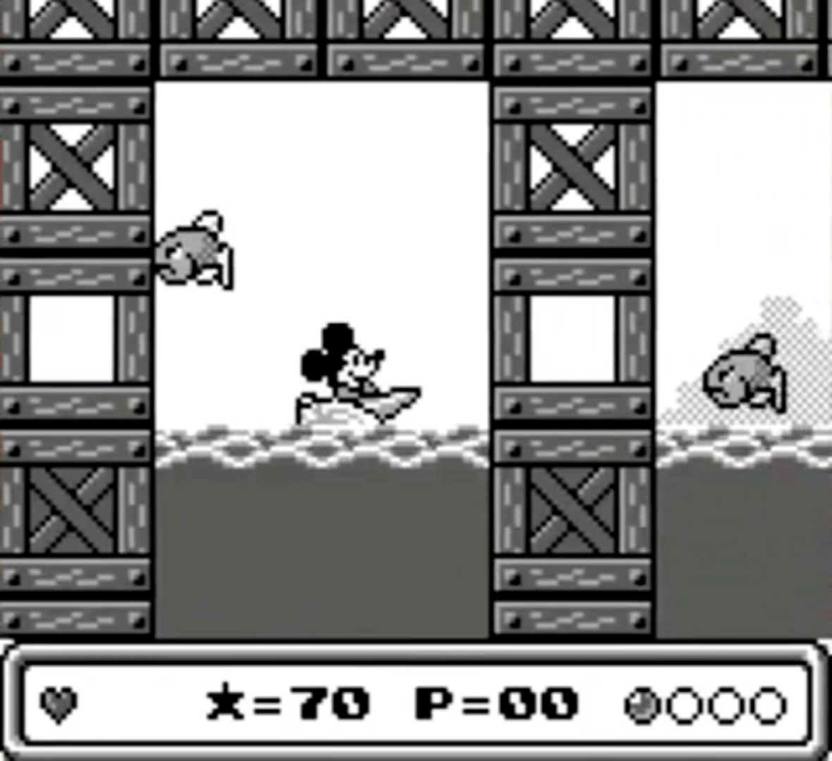 Mickey's Dangerous Chase screenshot