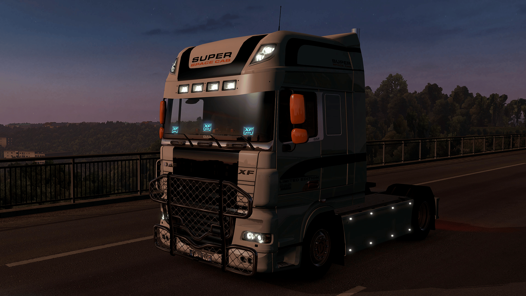 Euro Truck Simulator 2: XF Tuning Pack screenshot