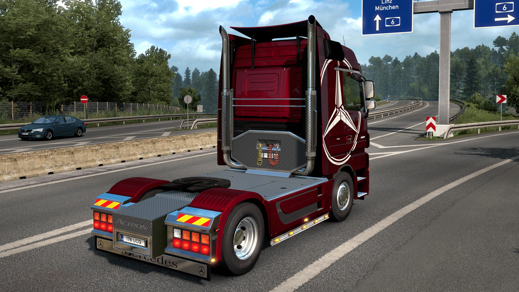 Euro Truck Simulator 2: Actros Tuning Pack screenshot