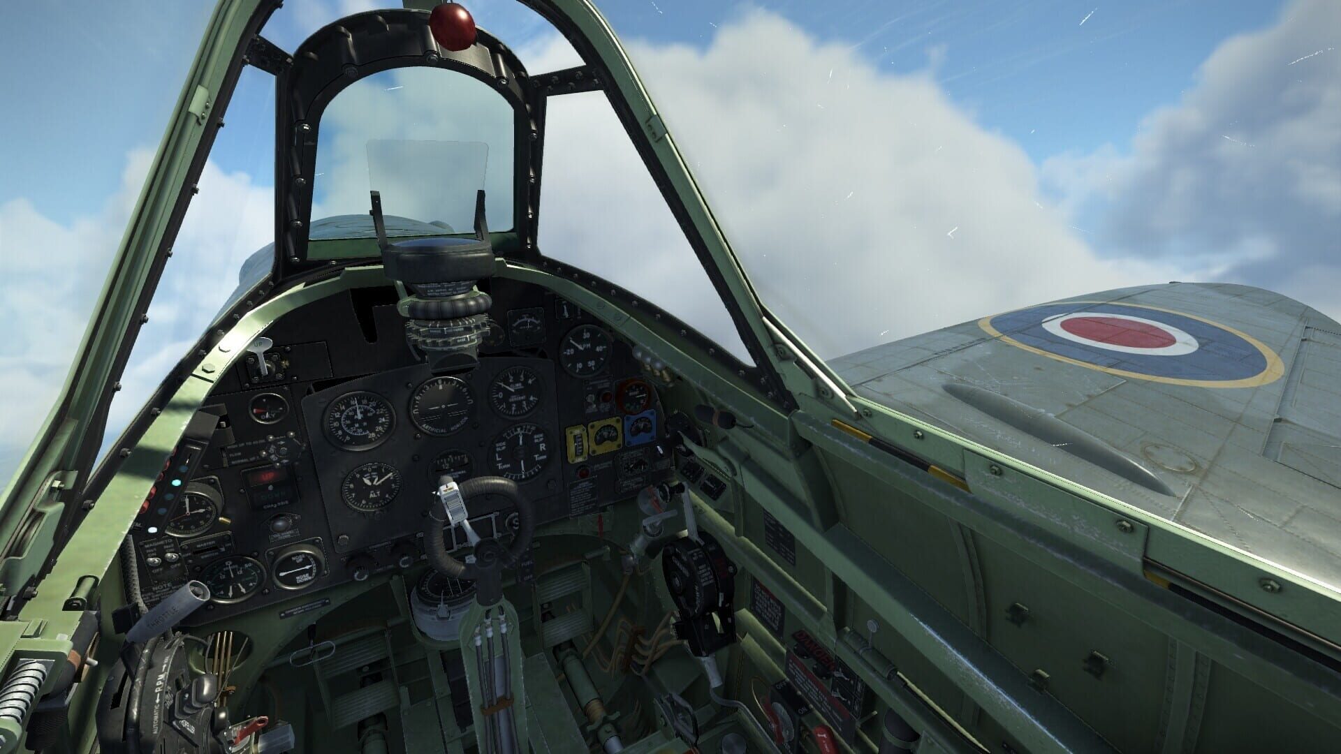 IL-2 Sturmovik: Battle of Stalingrad - Spitfire Mk.XIVe with Teardrop Canopy - Screenshot