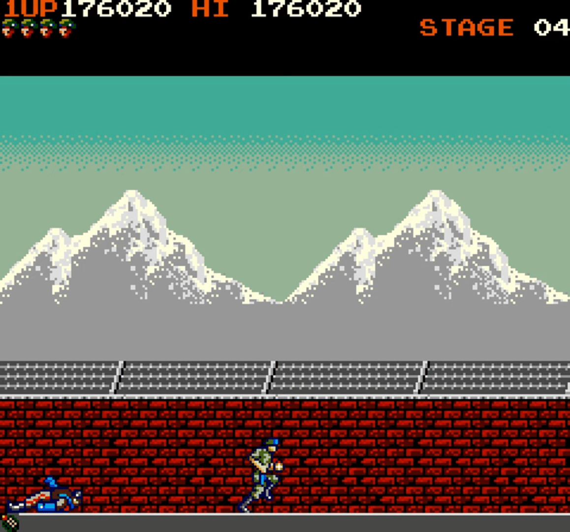 Rush'n Attack screenshot