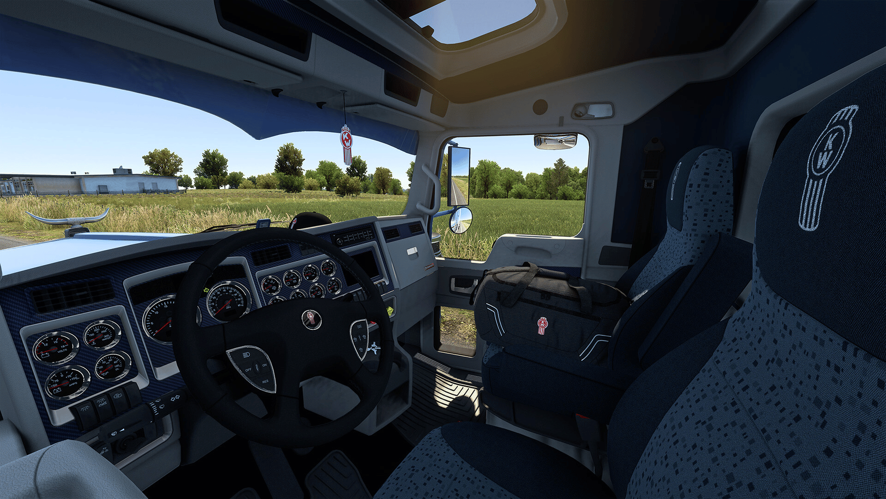 American Truck Simulator: W900 Tuning Pack screenshot