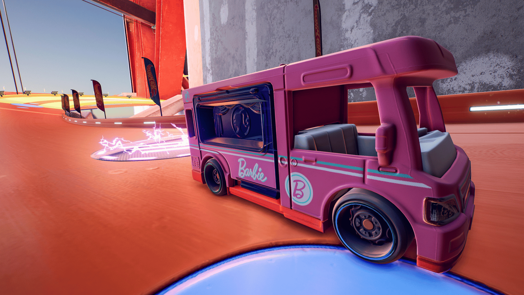 Hot Wheels: Barbie Dream Camper screenshot