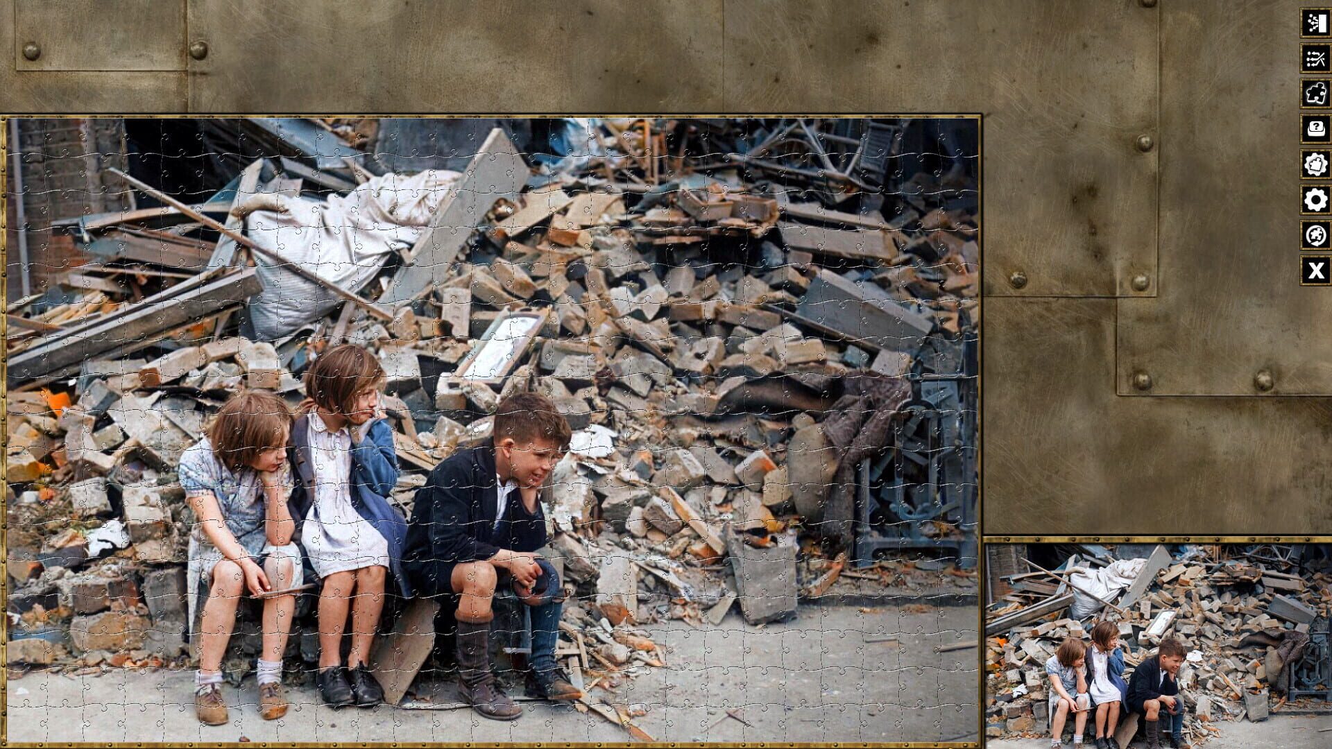 Pixel Puzzles WW2 Jigsaw: Pack - The Blitz - Screenshot