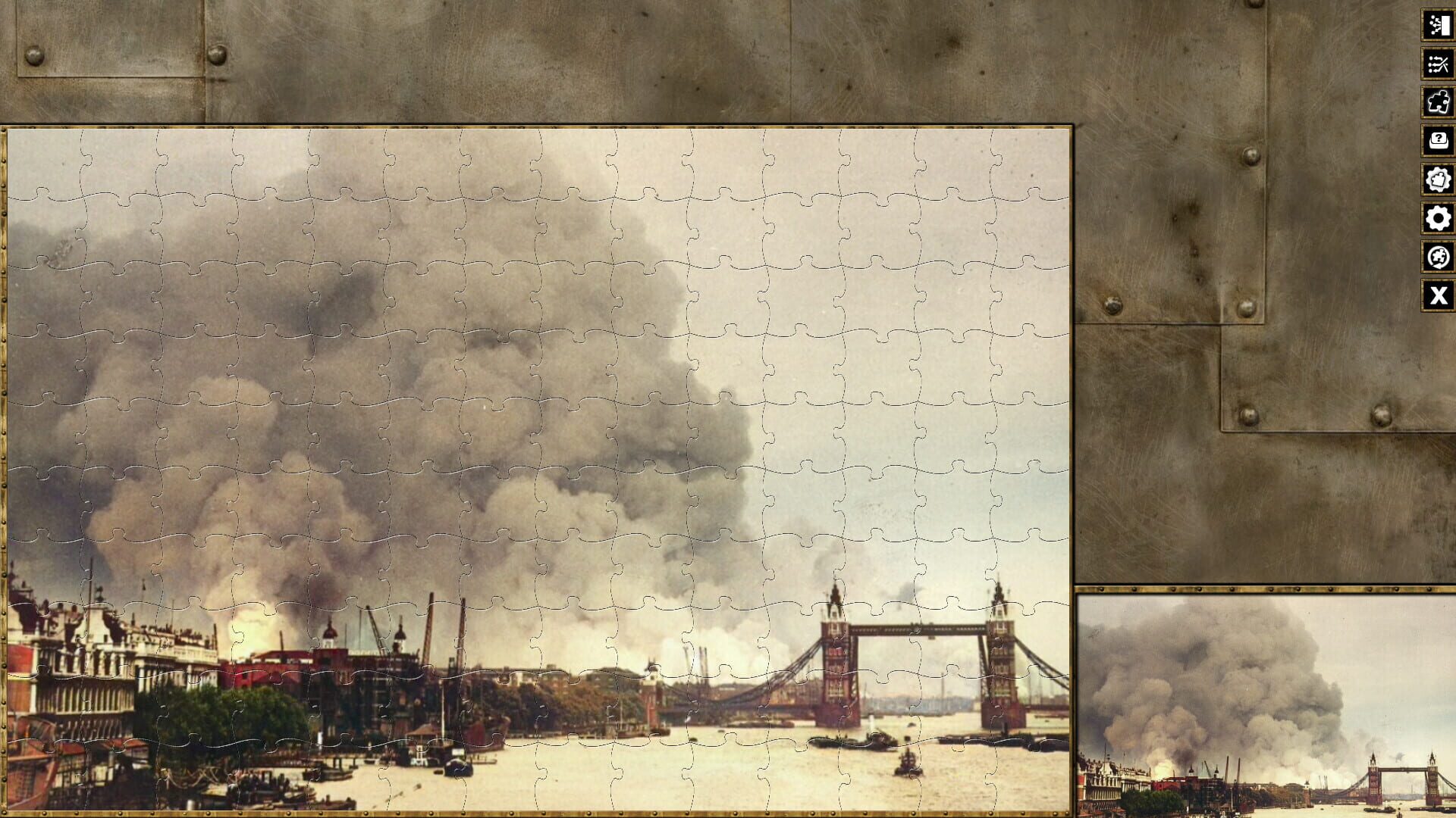 Pixel Puzzles WW2 Jigsaw: Pack - The Blitz - Screenshot