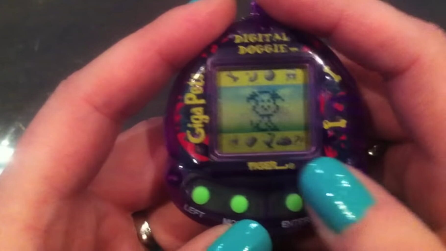 Giga Pets: Digital Doggie