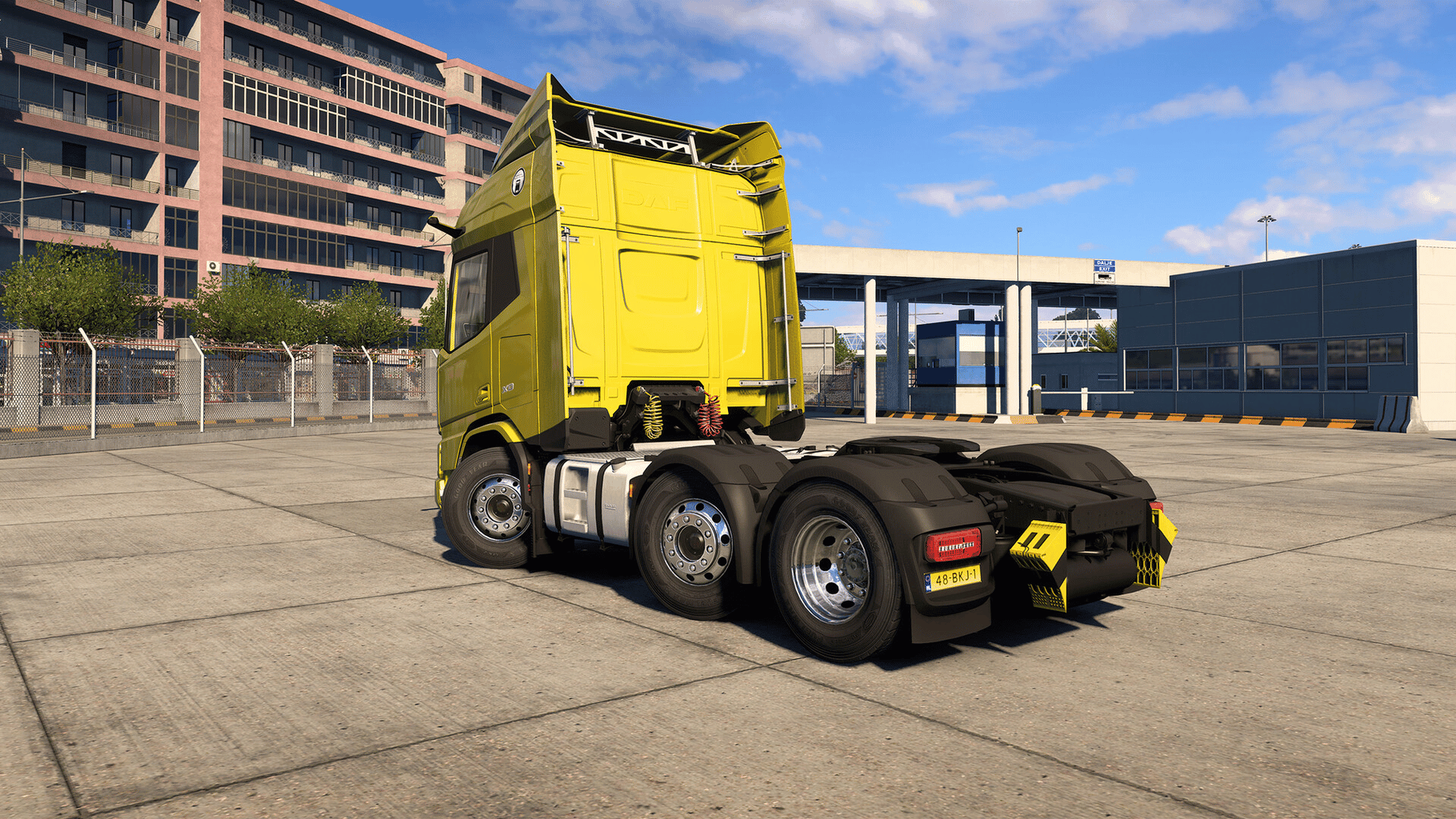 Euro Truck Simulator 2: DAF XD screenshot