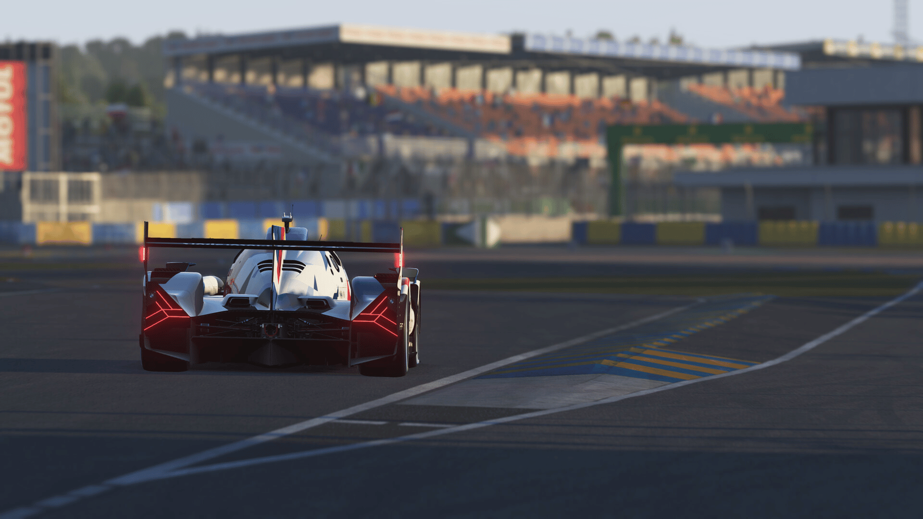 Le Mans Ultimate: BMW M Hybrid V8 screenshot