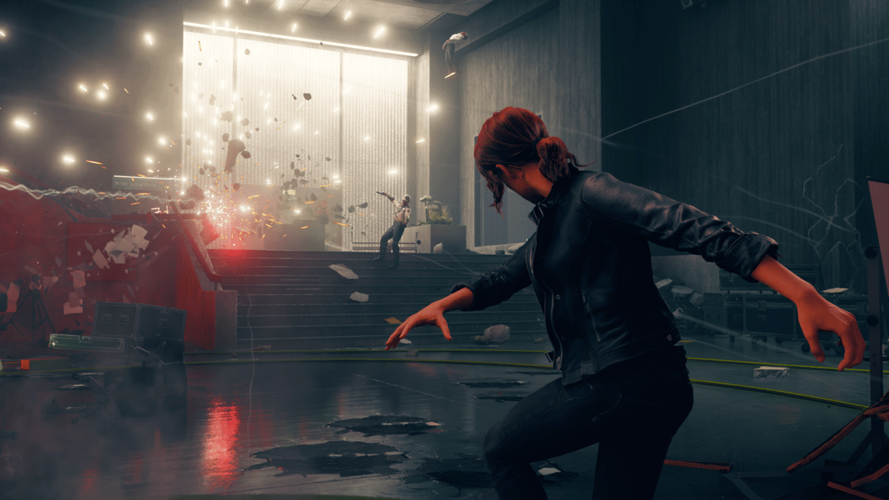 لقطة لعب من Control على Xbox – قتال وقدرات خارقة