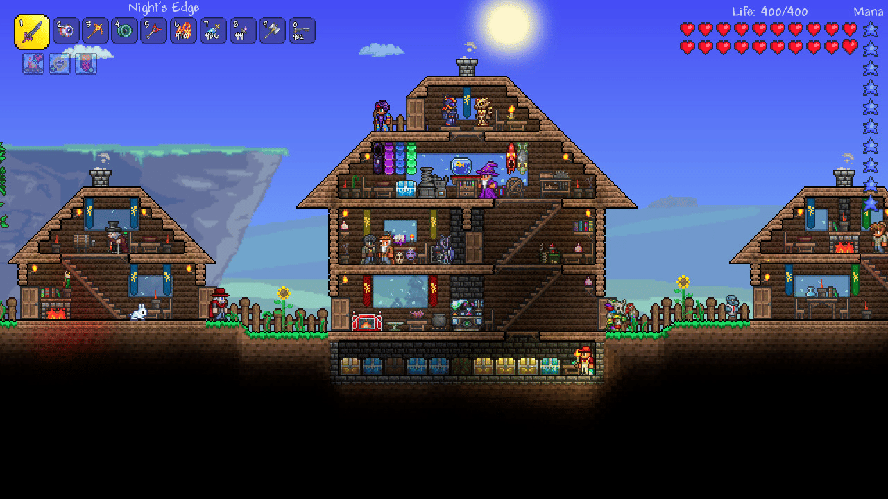 Screenshot de Terraria mostrando base com NPCs e estrutura organizada, ideal para preparar arenas e progressão