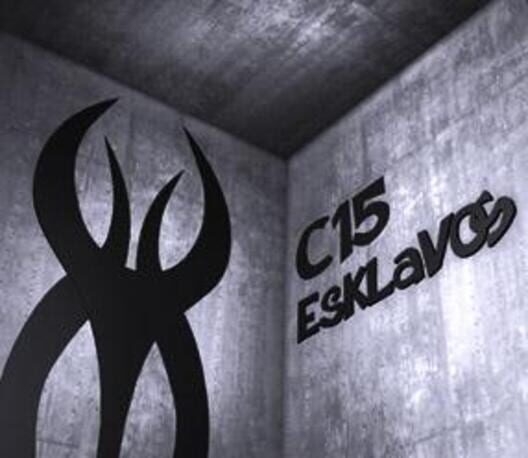 Esklavos C15