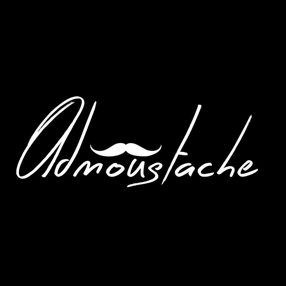 Oldmoustache Gameworks 标志