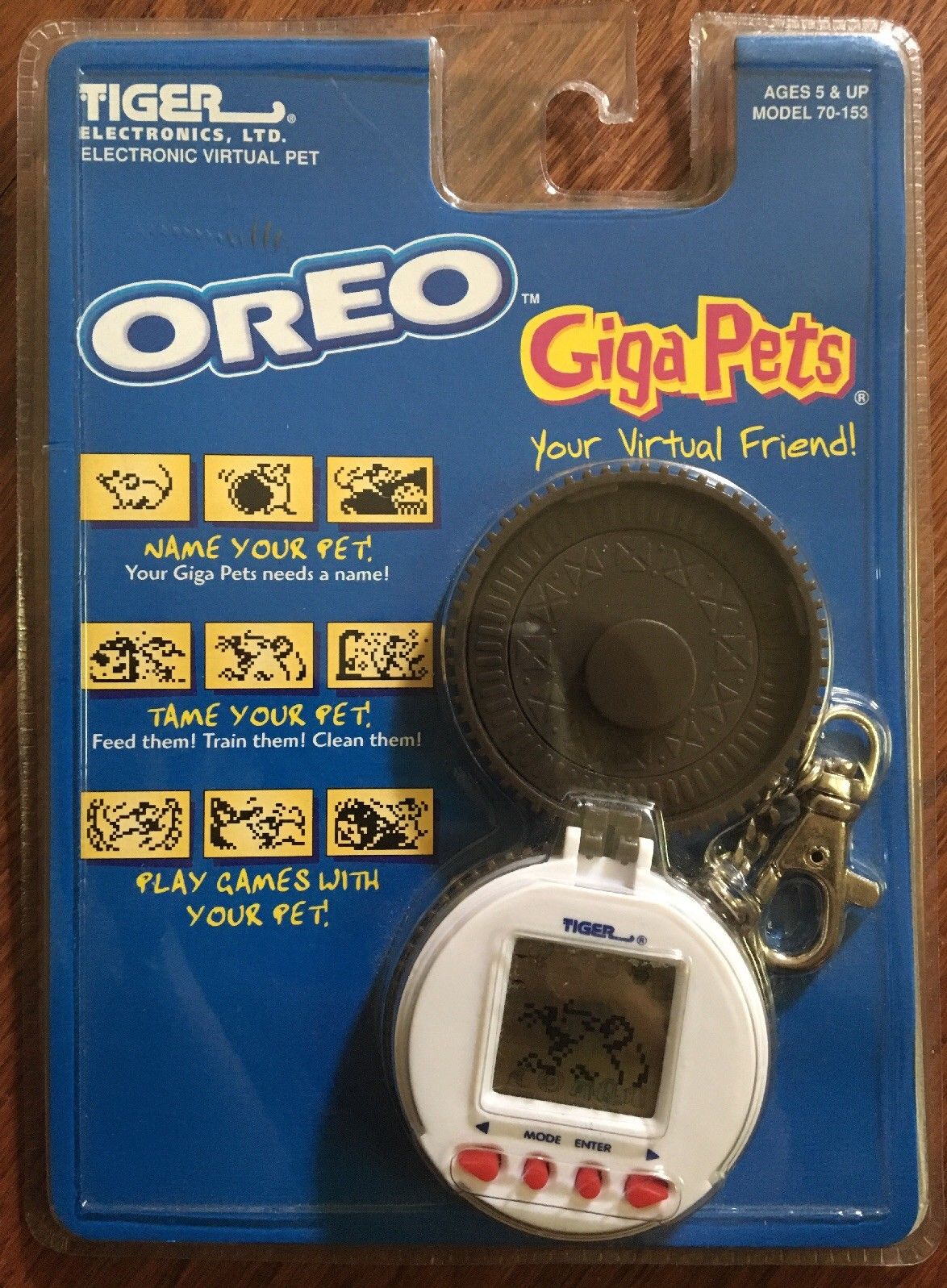 Giga Pets Oreo (1998)