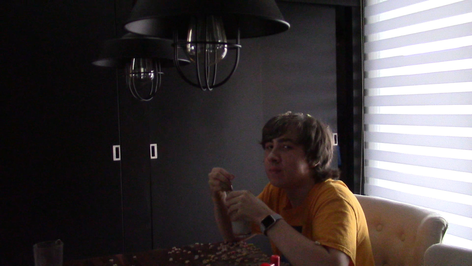 Aidsmoji: The Forbidden Fruit - Screenshot 2