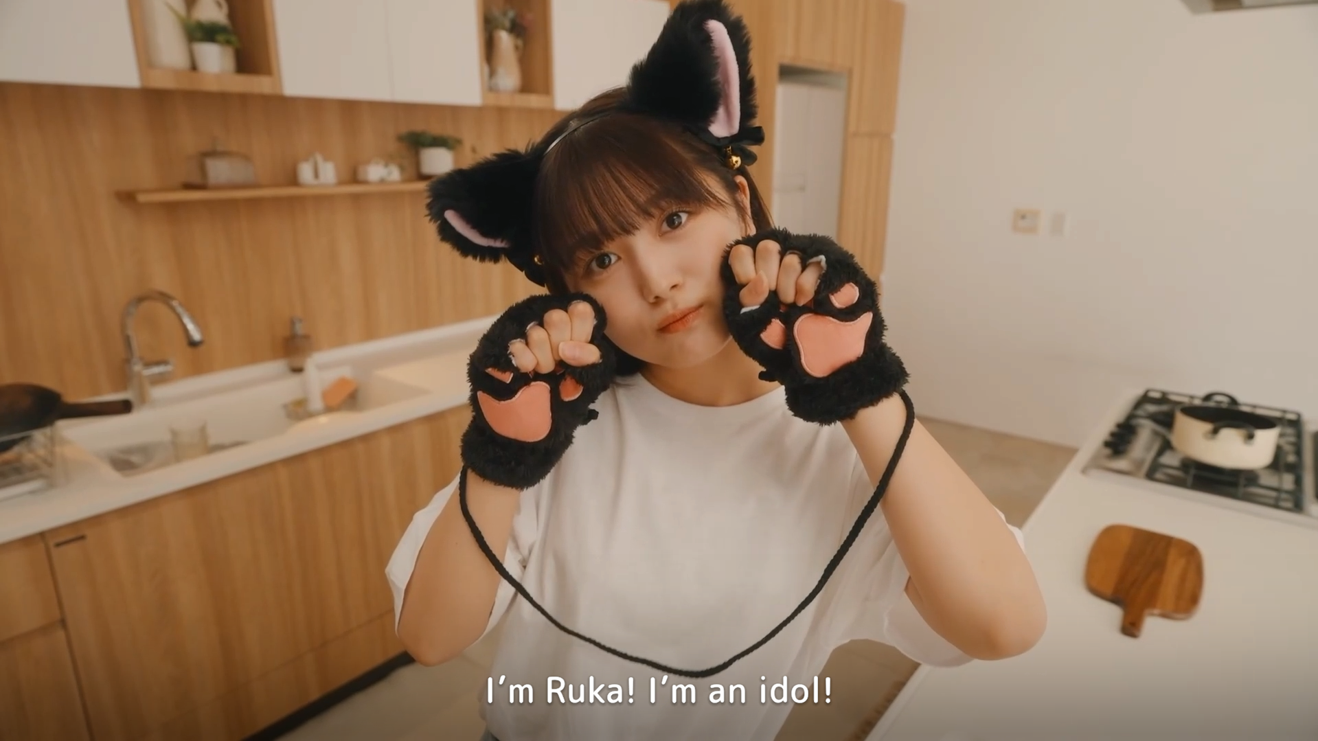 Roommates, Romance, and Ringing Hearts - Screenshot 5