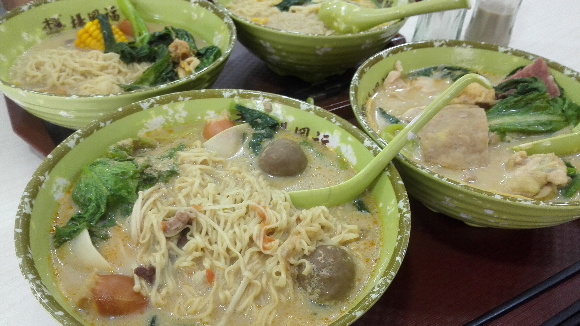 In the Mood for Youth - Screenshot 8