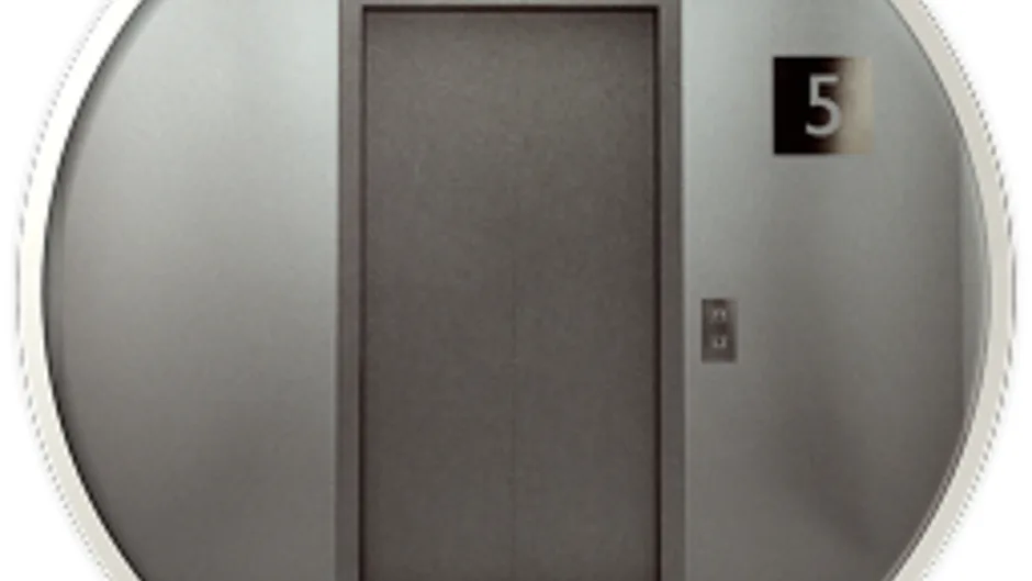 Кадър от Parasite Elevator