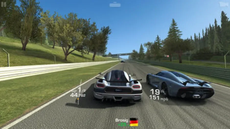 Кадър от Real Racing 3