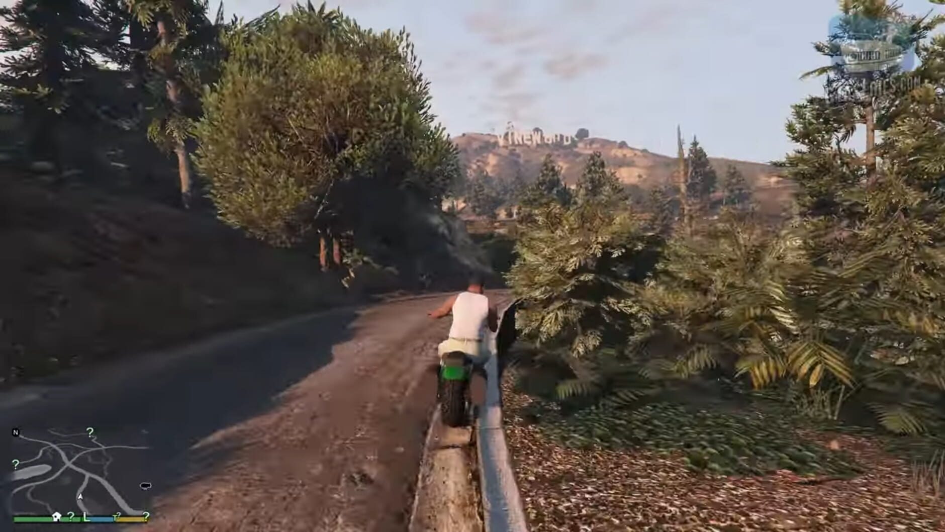 Screenshot for Grand Theft Auto V: Premium Edition & Megalodon Shark Card Bundle