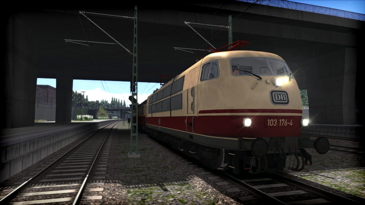 Train Simulator: DB BR 103 TEE Loco Add-On Image