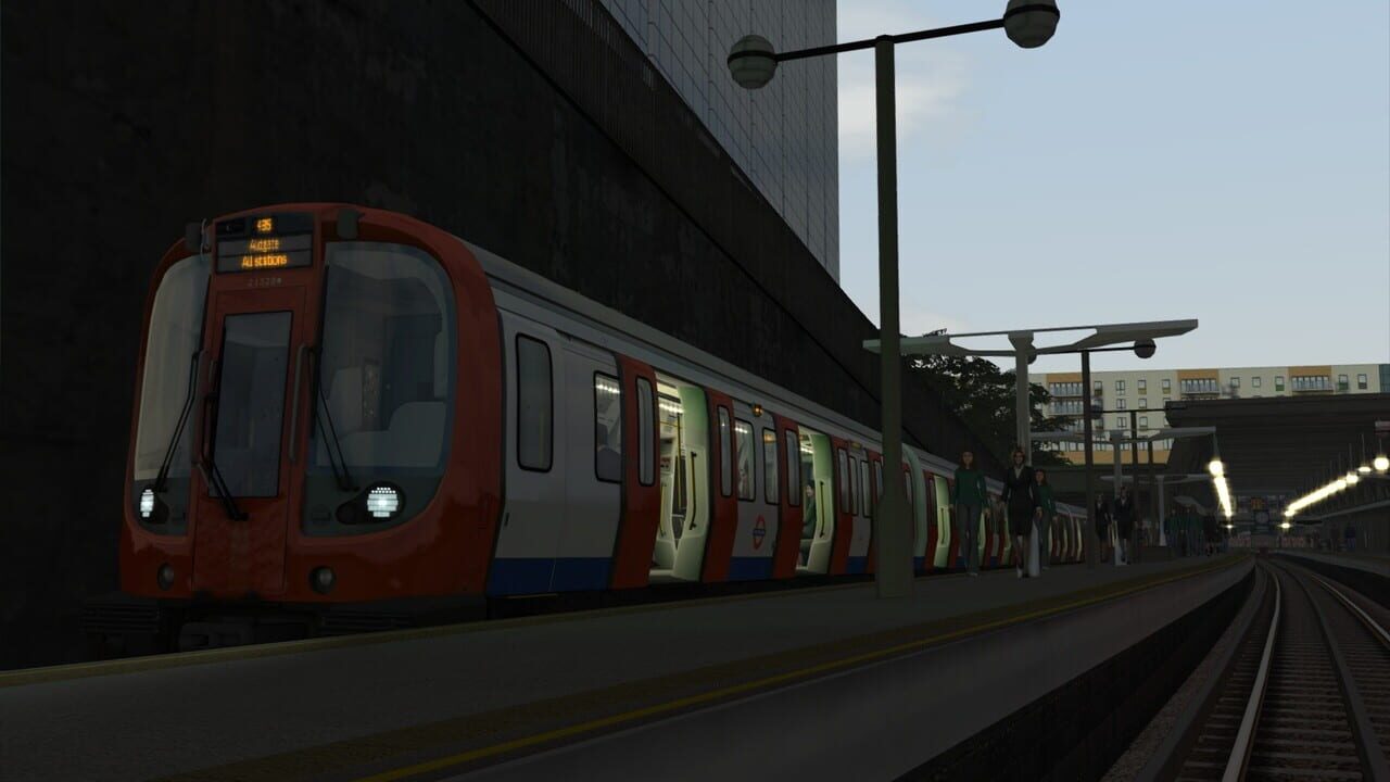 Train Simulator: London Underground S7+1 EMU Add-On Image