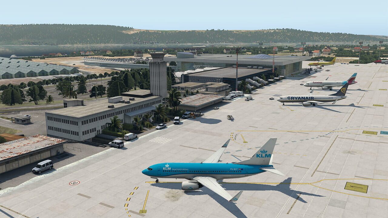 X-Plane 11: Aerosoft - Airport Split Image