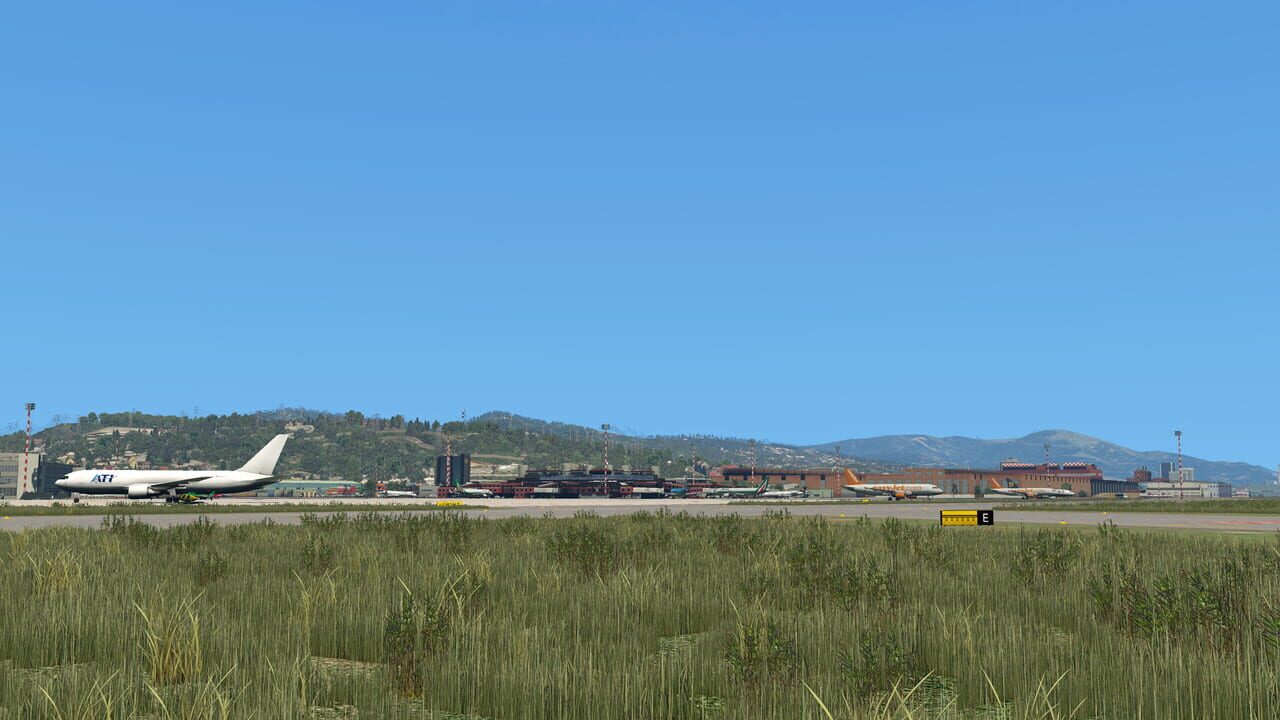 X-Plane 11: Aerosoft Airport Genoa Image