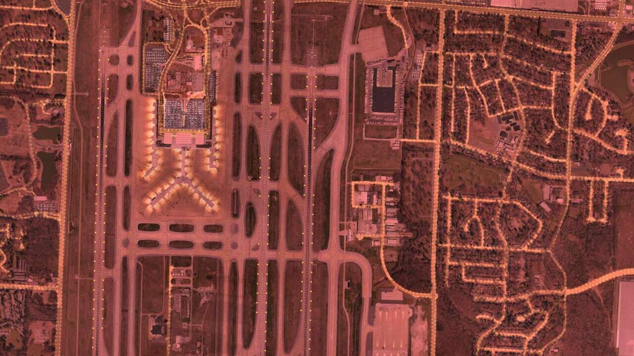 Tower!2011:SE - Memphis KMEM Airport Image