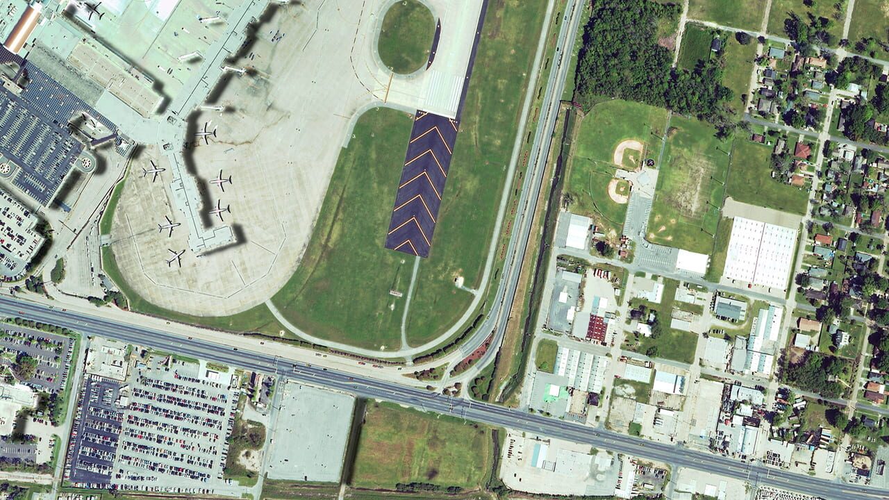 Tower!2011:SE - New Orleans KMSY Airport Image