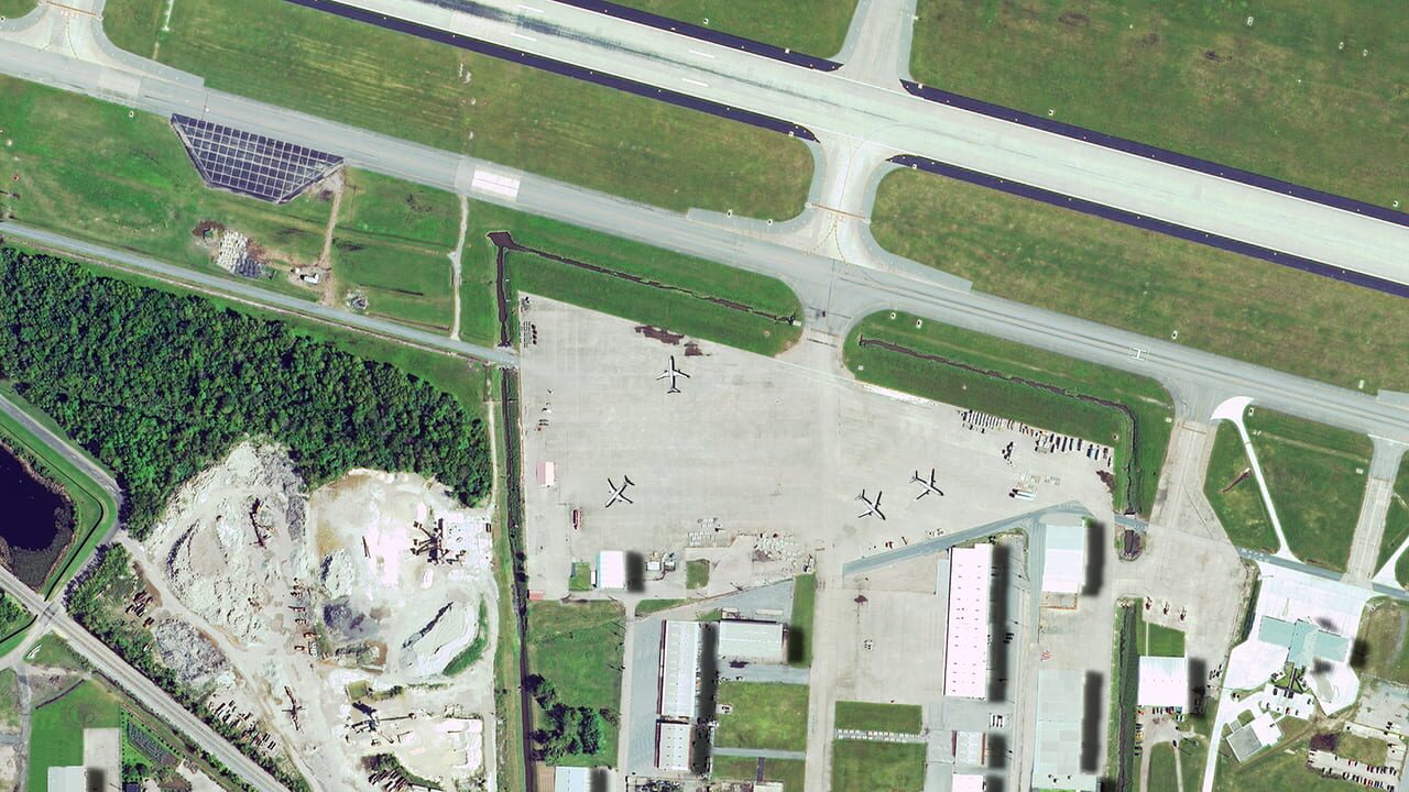 Tower!2011:SE - New Orleans KMSY Airport Image