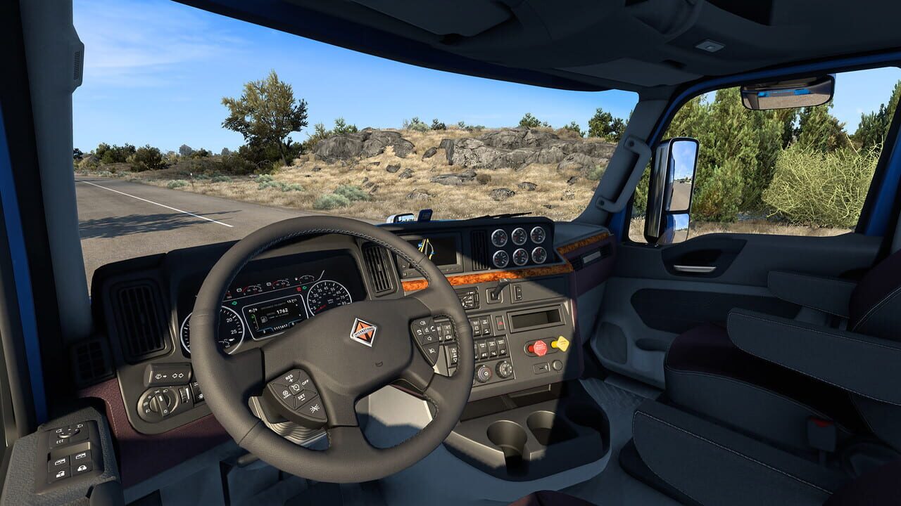 American Truck Simulator: International LT Image