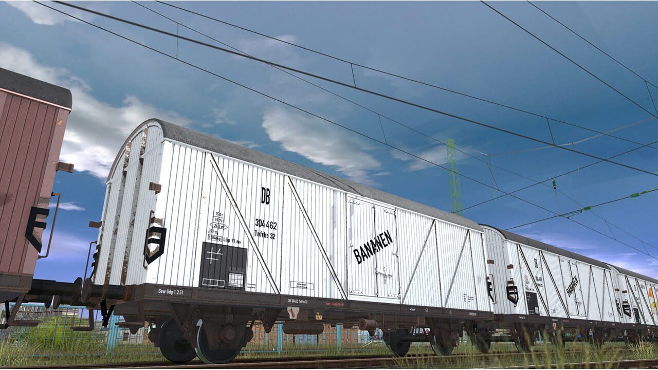 Trainz Plus: Tnfrhs Refrigerator Wagon Image