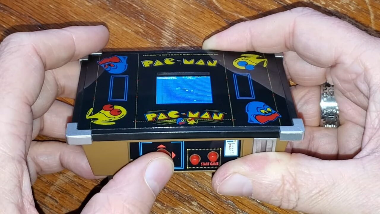 Tiny Arcade: Pac-Man - Table Top Edition Image