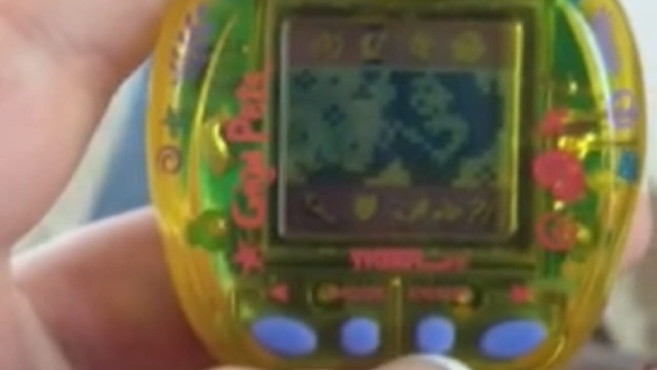 Giga Pets: The Little Mermaid — Screenshot 2