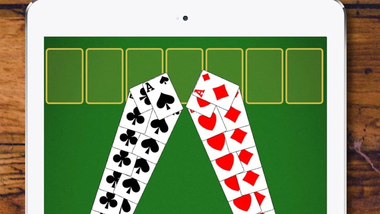 Solitaire by MobilityWare Image