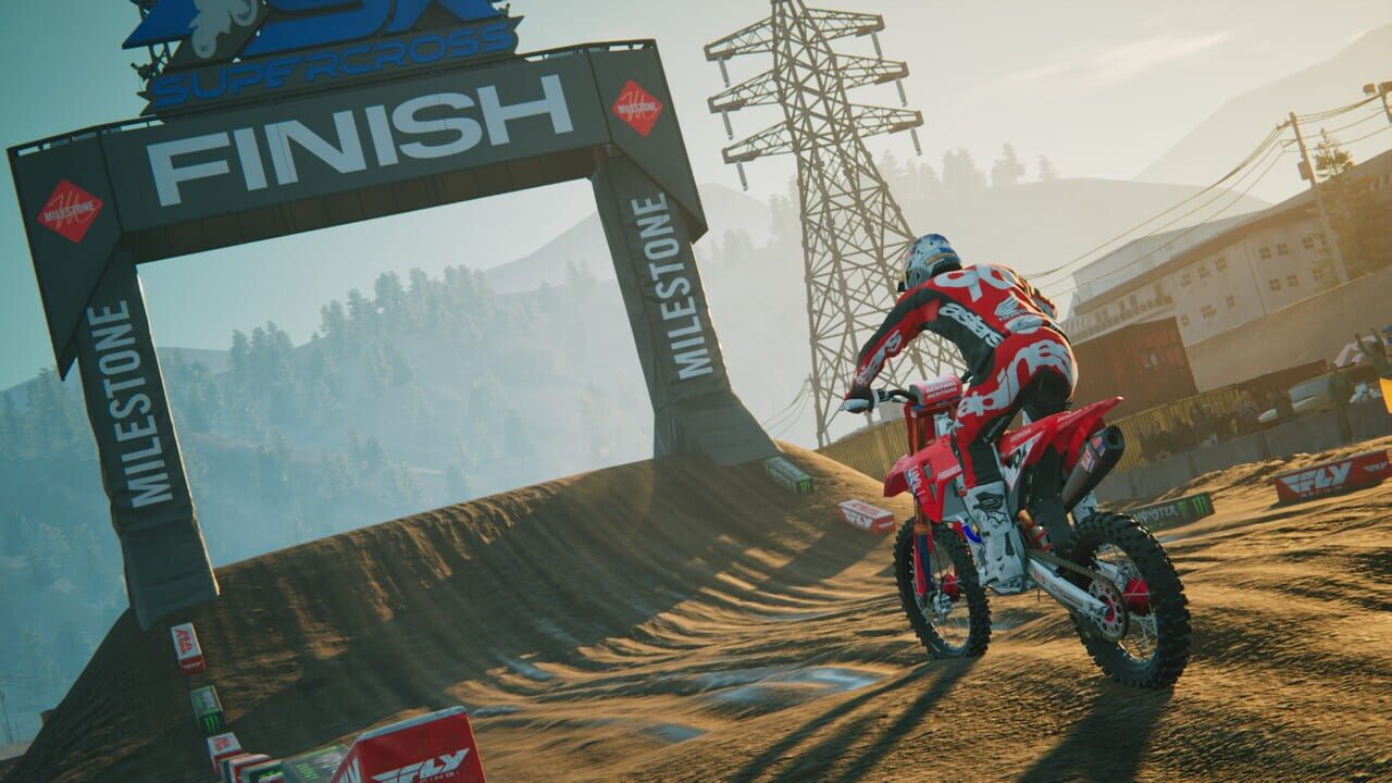 Monster Energy Supercross 25 x Monster Jam Showdown: Dirt Master Edition — Screenshot 2