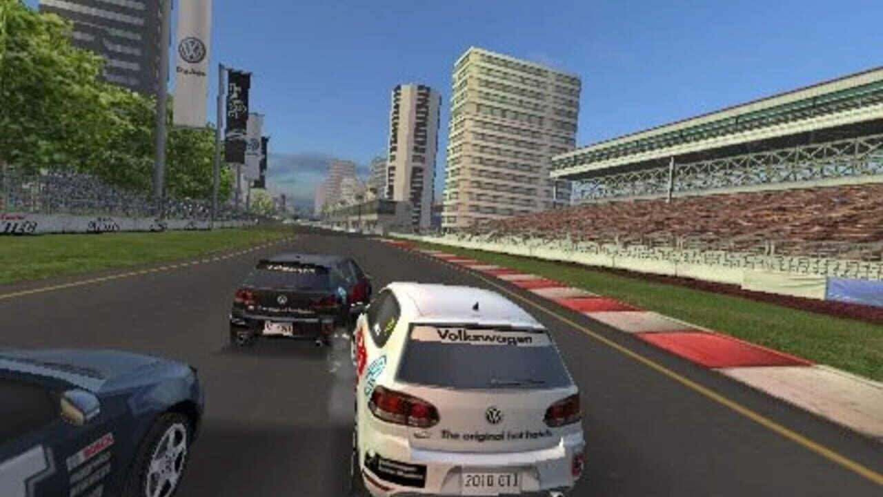 Real Racing GTI — Screenshot 2