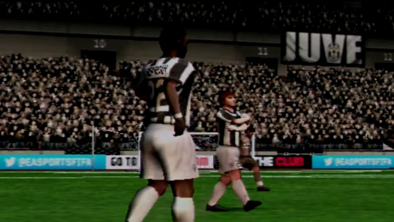 FIFA Soccer 13 screenshot 2