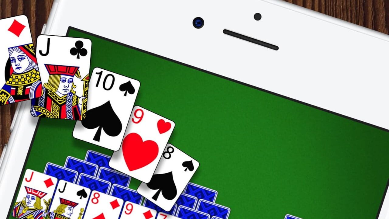 TriPeaks Solitaire Image