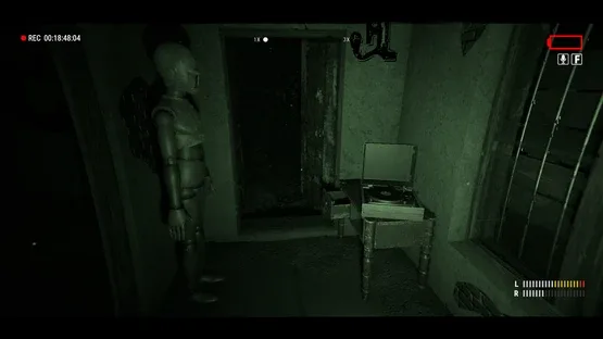 Where Dolls Hang screenshot 10