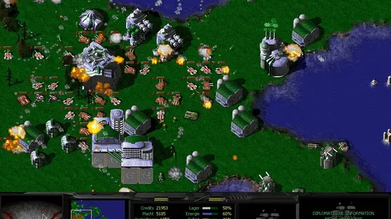 Space Clash: The Last Frontier screenshot 1